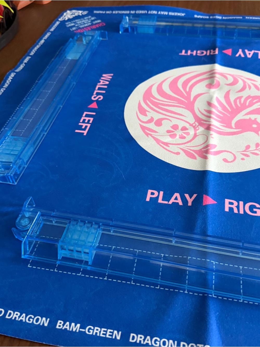 Mahjong Blue Mat with Acrylic Racks/Pushers - Picture 3 of 9